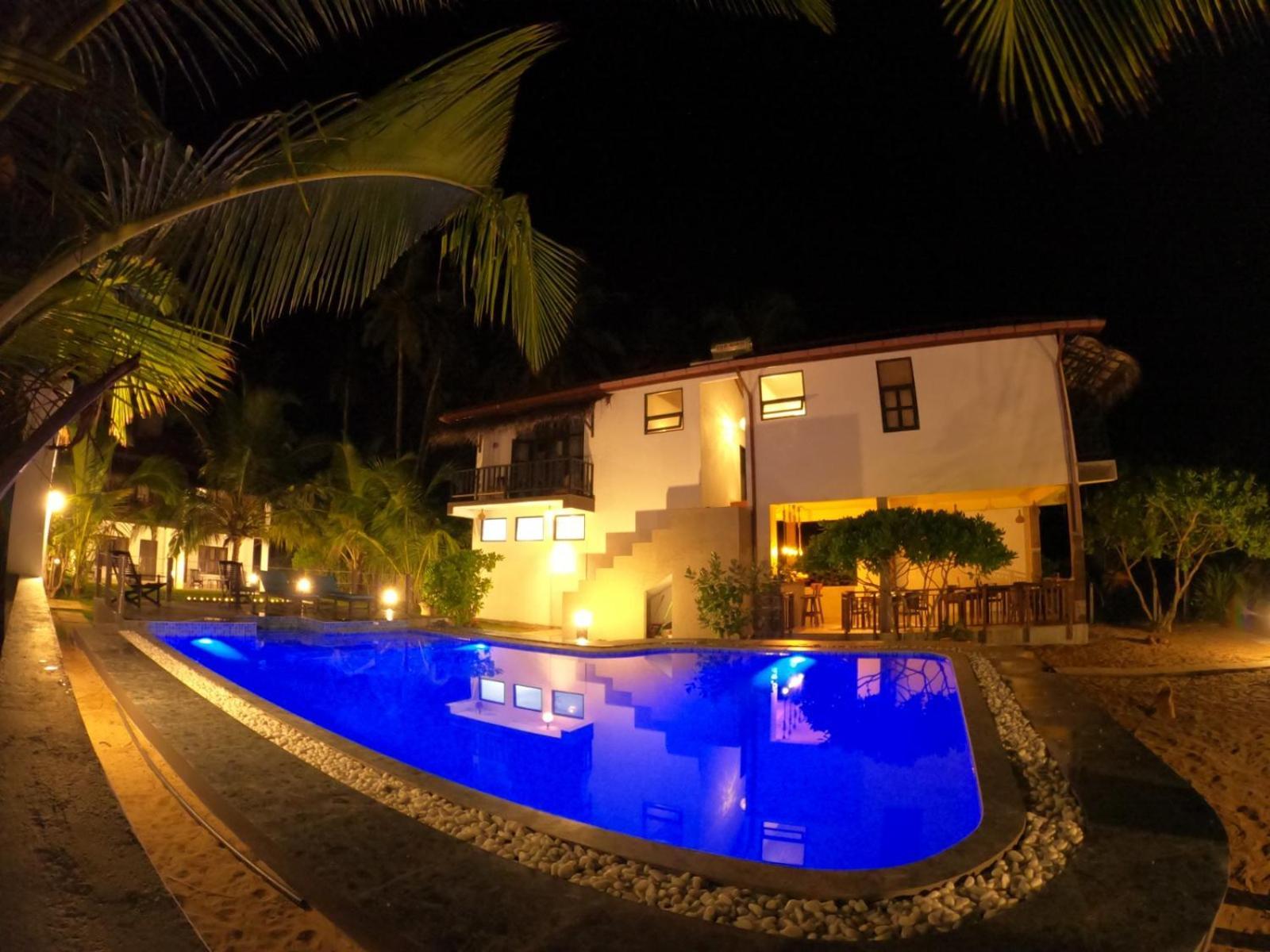 Blue Ocean Resort Netolpitiya Extérieur photo