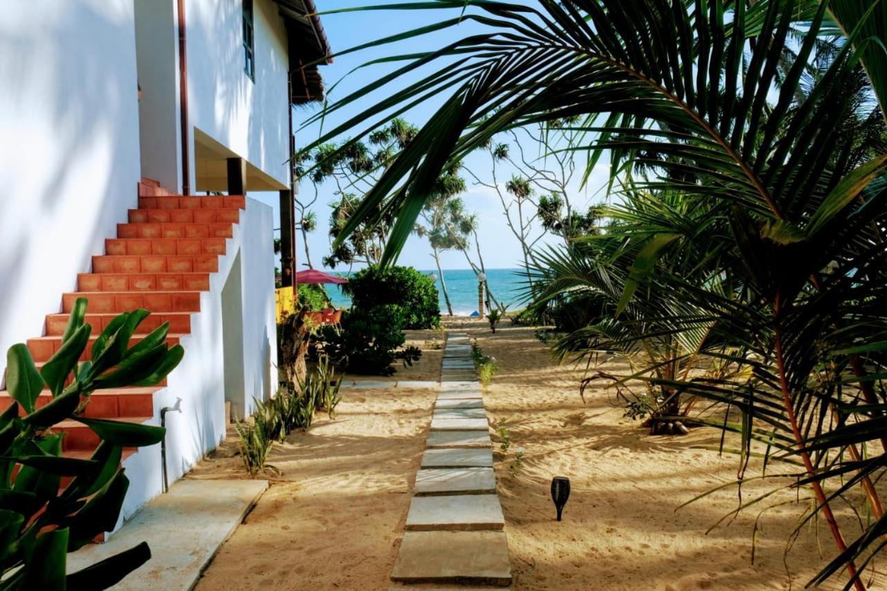 Blue Ocean Resort Netolpitiya Extérieur photo